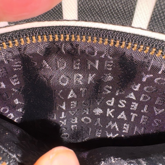 Kate Spade Black and White Wristlet - Picture 4 of 4